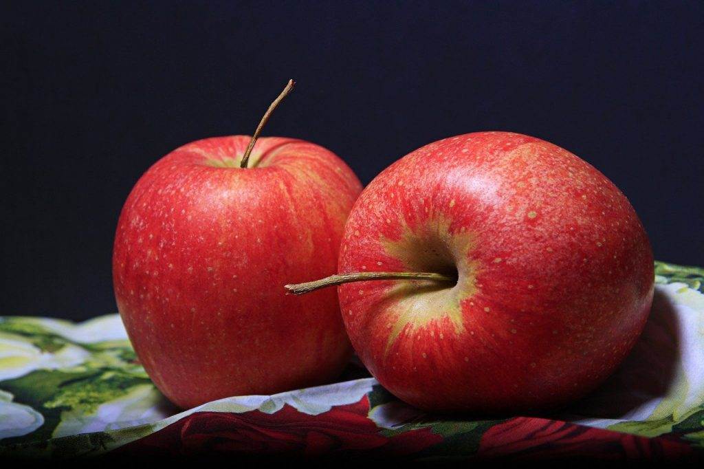 apples, red, pair